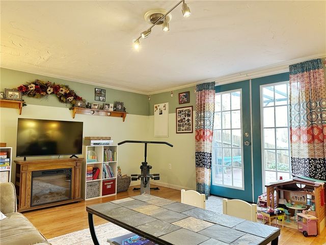 332 Parkwood Dr, Cranberry Twp, PA 16066