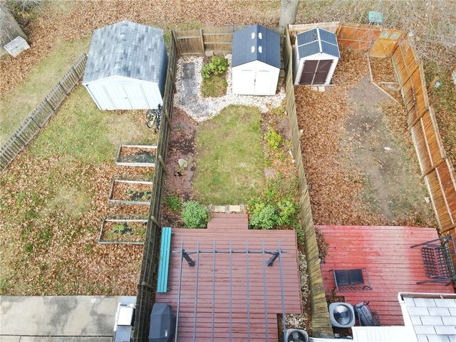 332 Parkwood Dr, Cranberry Twp, PA 16066