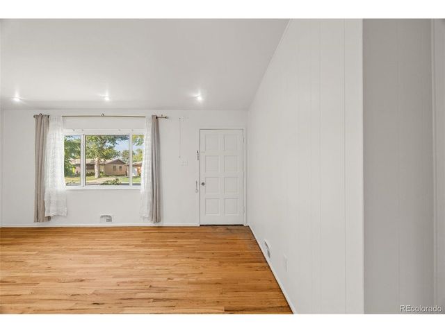 2066 S Newton St, Denver, CO 80219