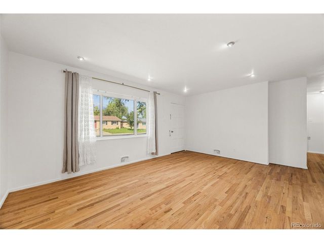 2066 S Newton St, Denver, CO 80219