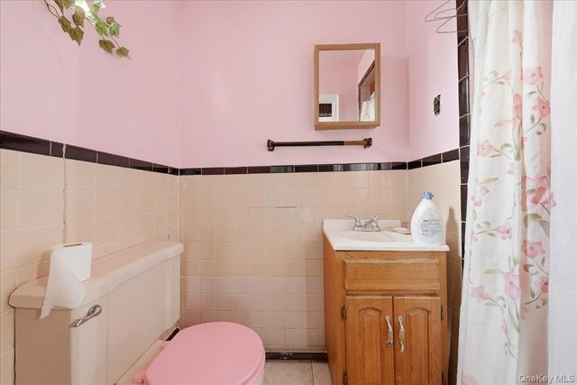 4027 Grace Avenue, Bronx, NY 10466