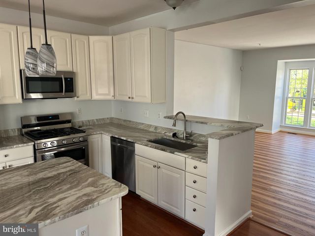 9611 JUNIPER DR, Bowie, MD 20721