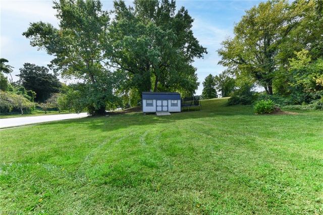 834 Ross Avenue, Greensboro, NC 27406