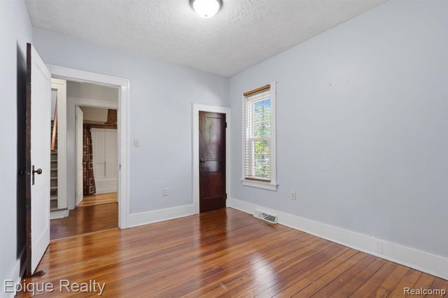 204 E Wood Street, Yale, MI 48097