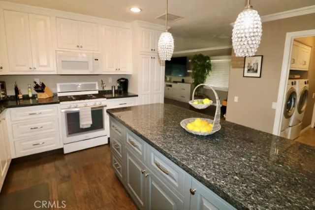 2201 Lake Side 99, La Habra, CA 90631