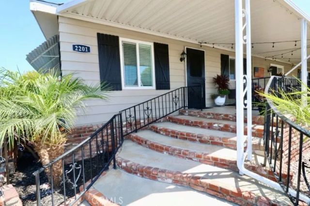2201 Lake Side 99, La Habra, CA 90631