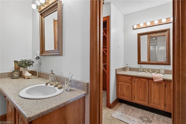 6400 Muirfield Drive, Greensboro, NC 27410