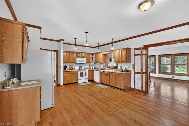 6400 Muirfield Drive, Greensboro, NC 27410