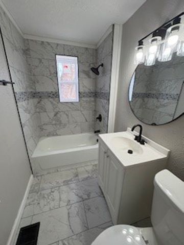 217 E Home Avenue, West Carrollton, OH 45449