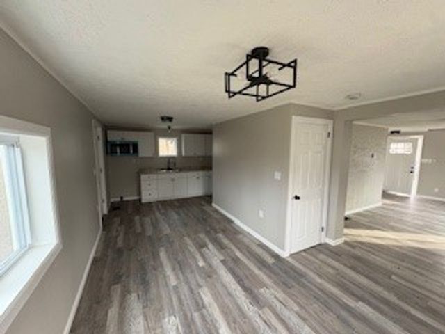 217 E Home Avenue, West Carrollton, OH 45449