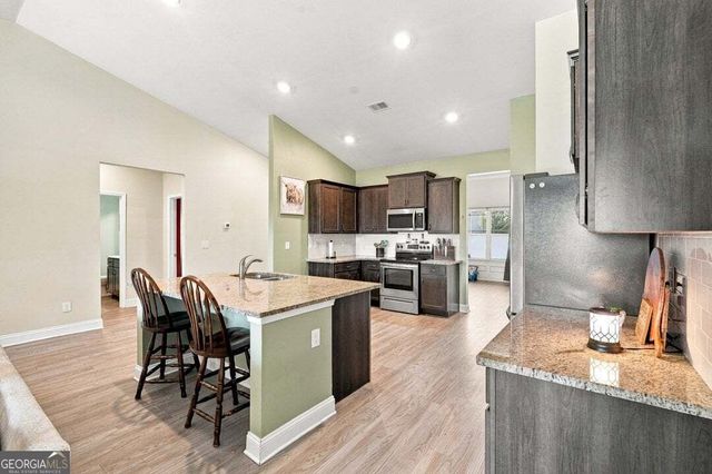 296 N Brooks Village Drive N, Pendergrass, GA 30567