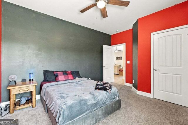 296 N Brooks Village Drive N, Pendergrass, GA 30567