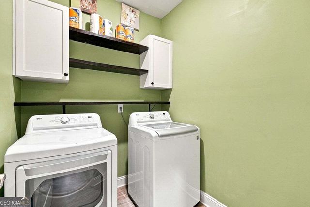296 N Brooks Village Drive N, Pendergrass, GA 30567