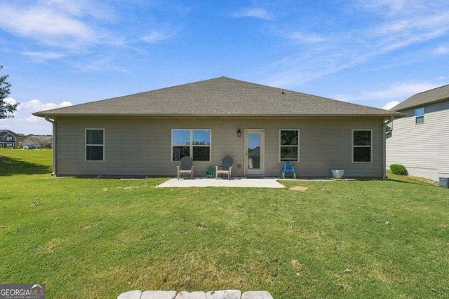 296 N Brooks Village Drive N, Pendergrass, GA 30567