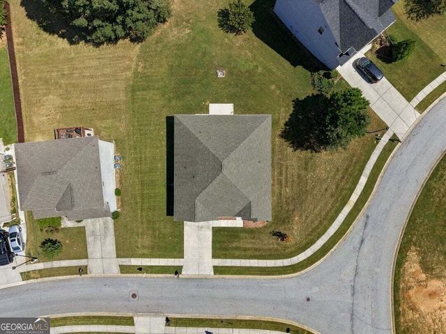 296 N Brooks Village Drive N, Pendergrass, GA 30567