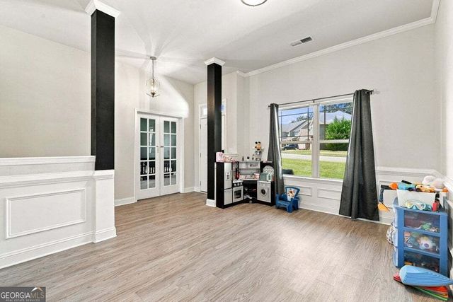 296 N Brooks Village Drive N, Pendergrass, GA 30567