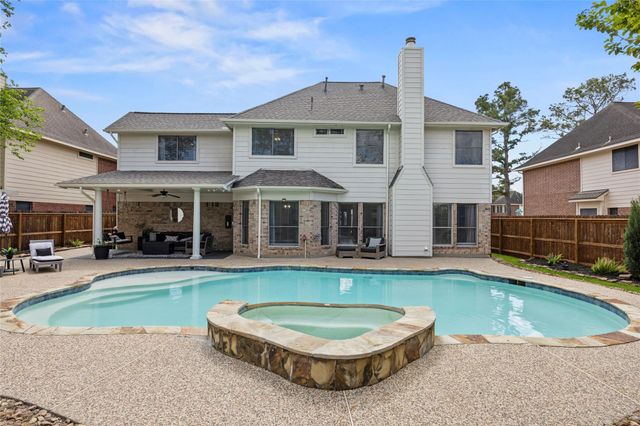 3514 Pine Chase Drive, Pearland, TX 77581