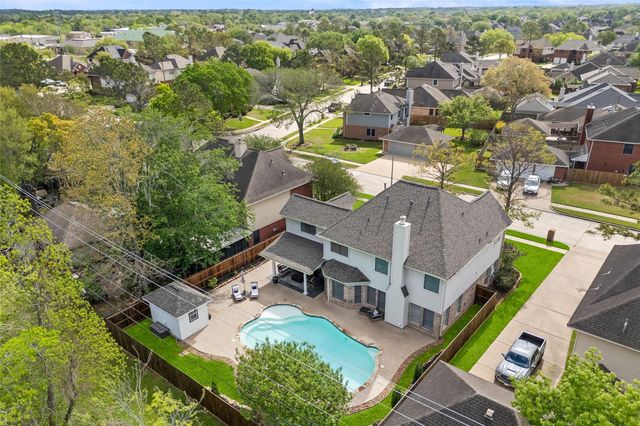 3514 Pine Chase Drive, Pearland, TX 77581