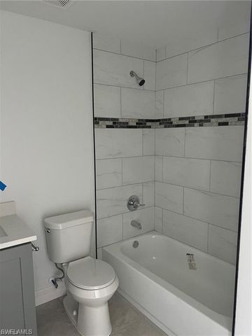 6064 Laurelwood DR, Fort Myers, FL 33905