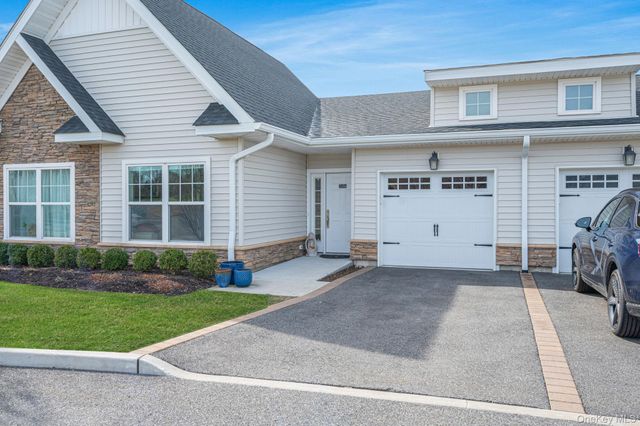 3104 Fox Hill Drive, Baiting Hollow, NY 11933