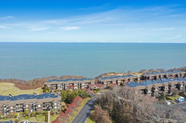 3104 Fox Hill Drive, Baiting Hollow, NY 11933