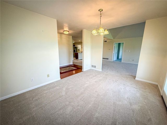 104 Woodhawk Ln, Franklin Twp, PA 16001