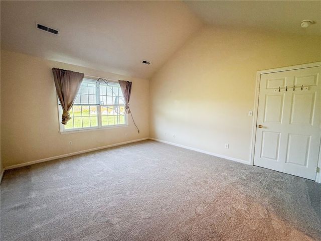 104 Woodhawk Ln, Franklin Twp, PA 16001