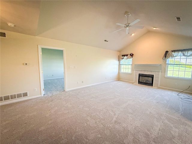 104 Woodhawk Ln, Franklin Twp, PA 16001