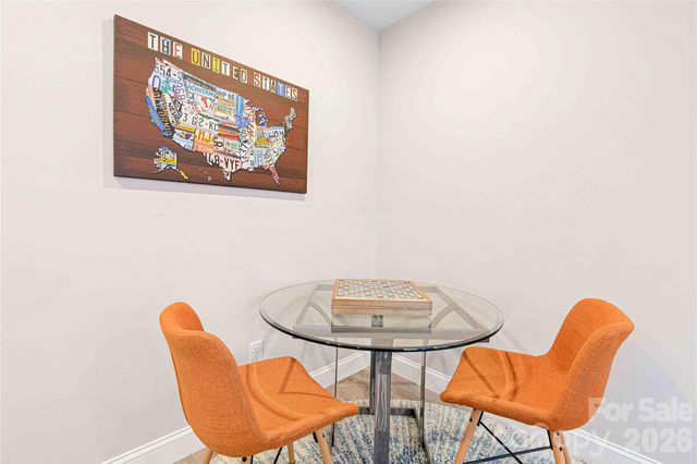 22 Daniel Road, Asheville, NC 28806