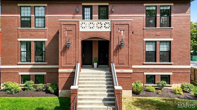 4323 Westminster Place 2E, St Louis, MO 63108