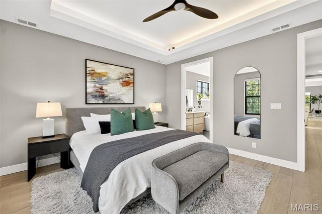 4323 Westminster Place 2E, St Louis, MO 63108