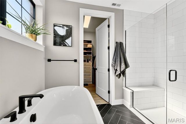 4323 Westminster Place 2E, St Louis, MO 63108