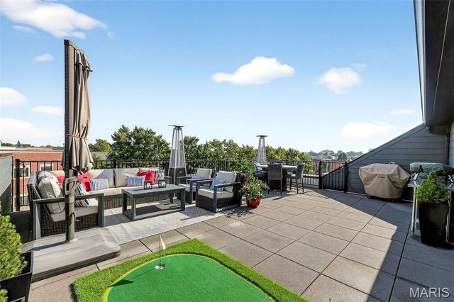 4323 Westminster Place 2E, St Louis, MO 63108