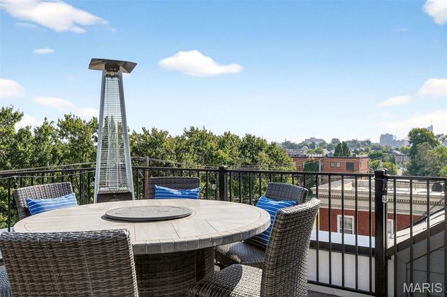 4323 Westminster Place 2E, St Louis, MO 63108