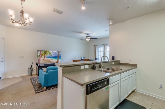 4982 KEY LIME Drive, Jacksonville, FL 32256