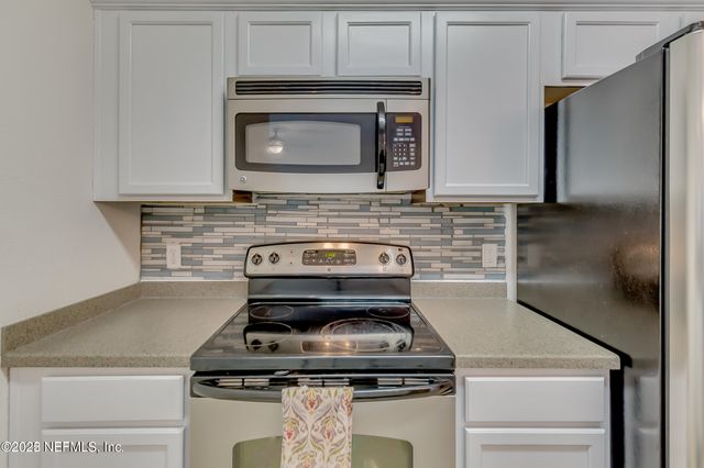 4982 KEY LIME Drive, Jacksonville, FL 32256