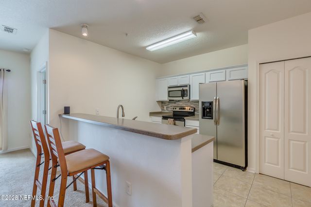 4982 KEY LIME Drive, Jacksonville, FL 32256