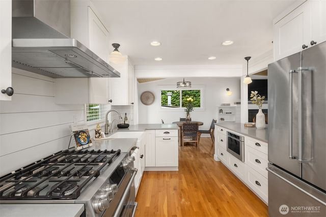 23832 110th Place W, Woodway, WA 98020
