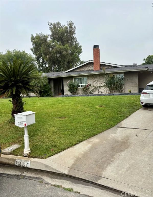 3465 Pleasant Hill, Highland, CA 92346