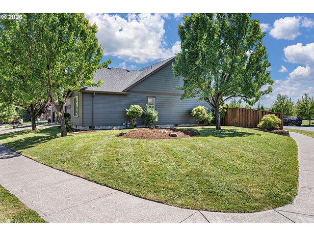 4964 PERIWINKLE Dr, Salem, OR 97317