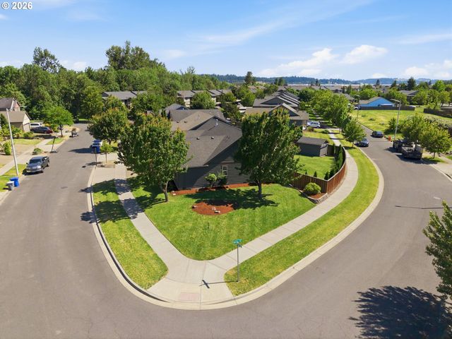 4964 PERIWINKLE Dr, Salem, OR 97317