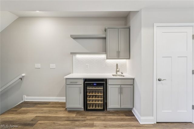 1446 E 14th Street, Cleveland, OH 44114