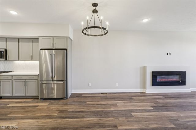 1446 E 14th Street, Cleveland, OH 44114