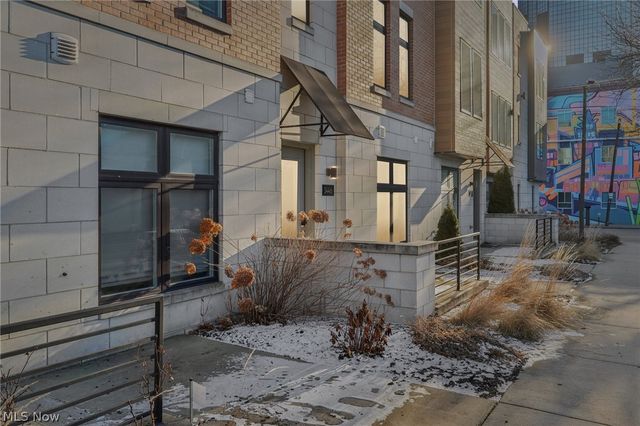 1446 E 14th Street, Cleveland, OH 44114