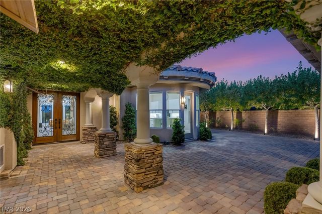 36 Tapadero Lane, Las Vegas, NV 89135
