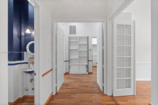 15601 SW 14th St, Pembroke Pines, FL 33027