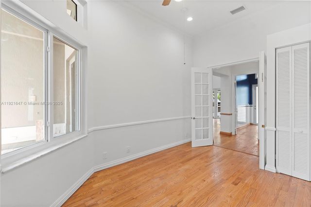 15601 SW 14th St, Pembroke Pines, FL 33027