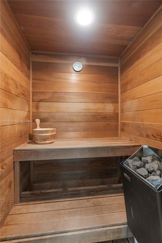 15601 SW 14th St, Pembroke Pines, FL 33027