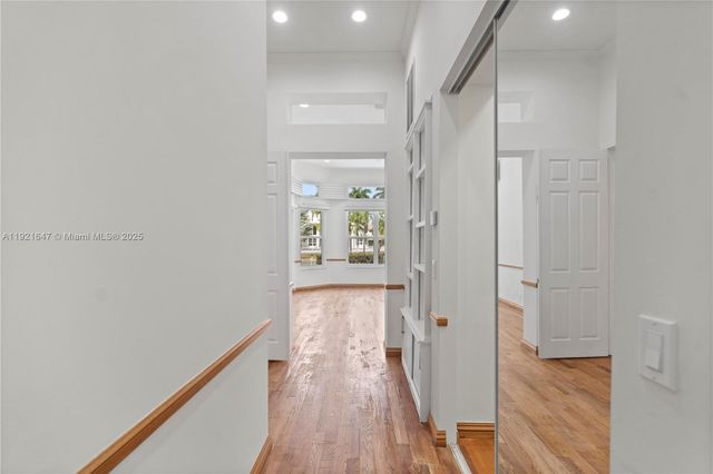 15601 SW 14th St, Pembroke Pines, FL 33027