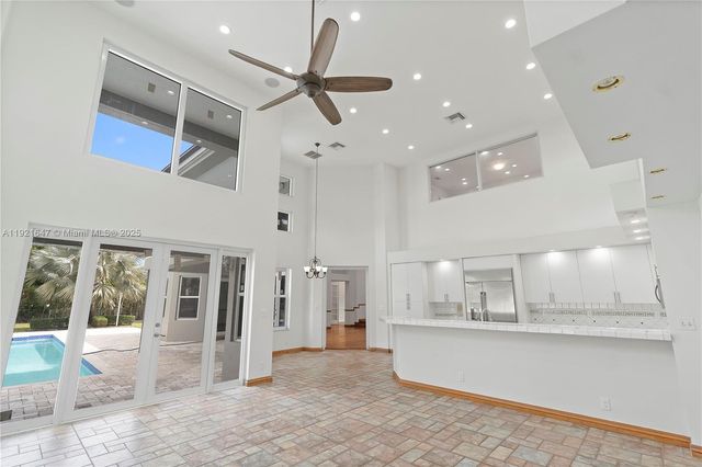 15601 SW 14th St, Pembroke Pines, FL 33027